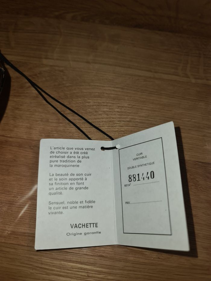 Neuve banane en cuir véritable double synthétique (voir étiquette) avec plusieurs poches - photo numéro 4