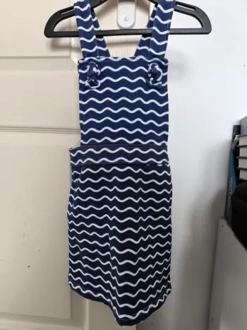 Robe salopette taille 6 ans