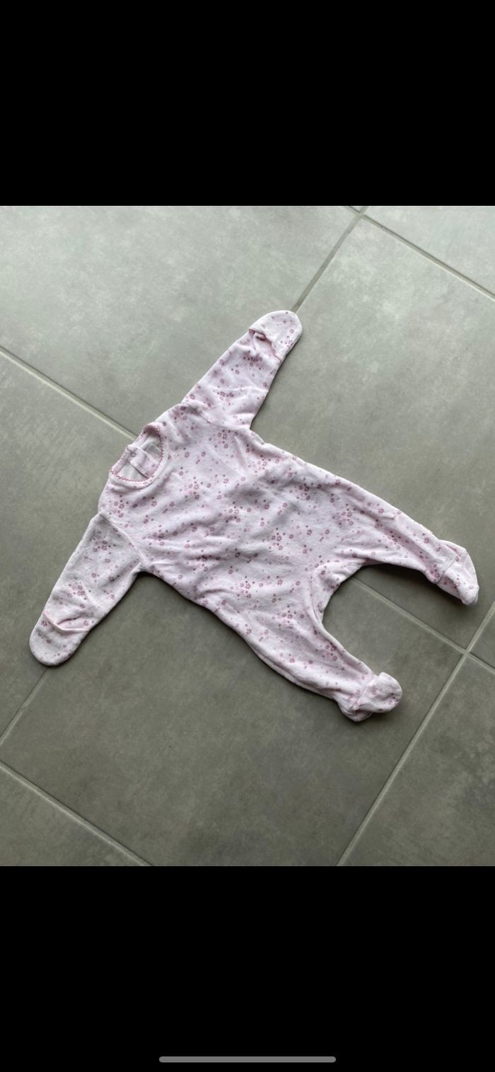 Pyjama fille à fleurs 3 mois