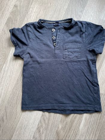 T-shirt bleu