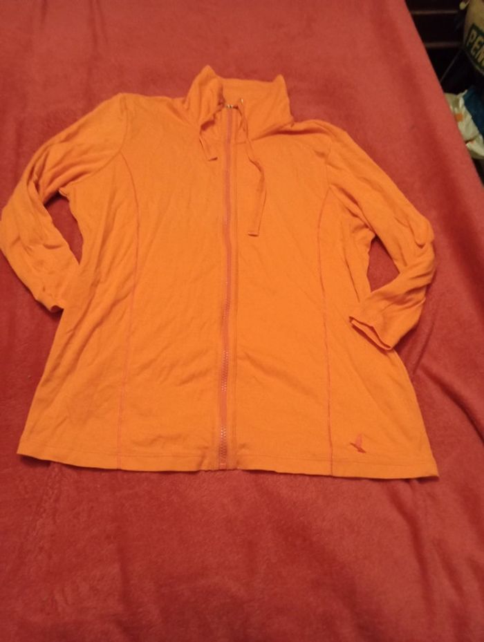 Sweat zippé manche 3/4 TBE léger taille 38 Betty Barclay