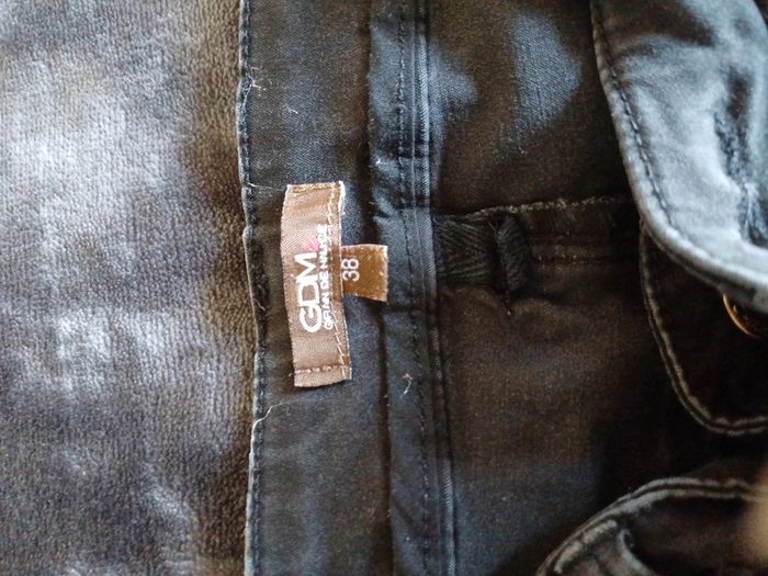 Lot pantalons 36 et un pantacourt burton camaïeu etam - photo numéro 16