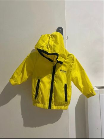Veste coupe vent boss bébé taille 6 mois