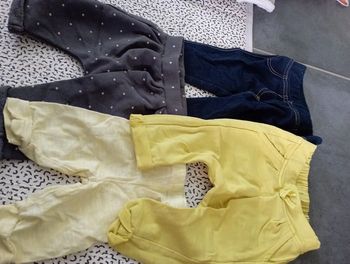 Lot pantalons fille
