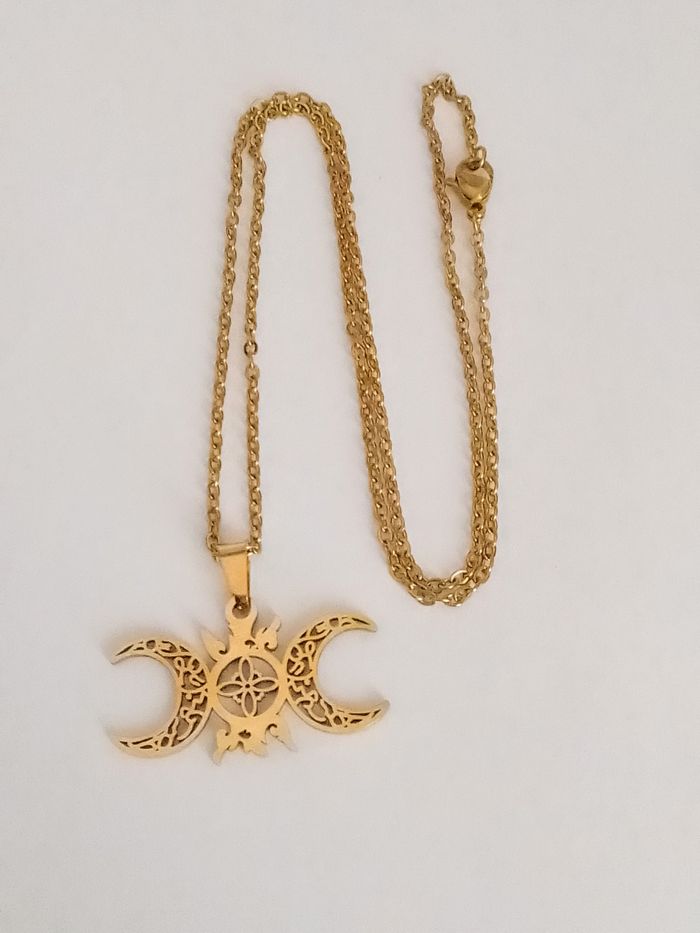 Chaîne + pendentif celtique - photo numéro 2