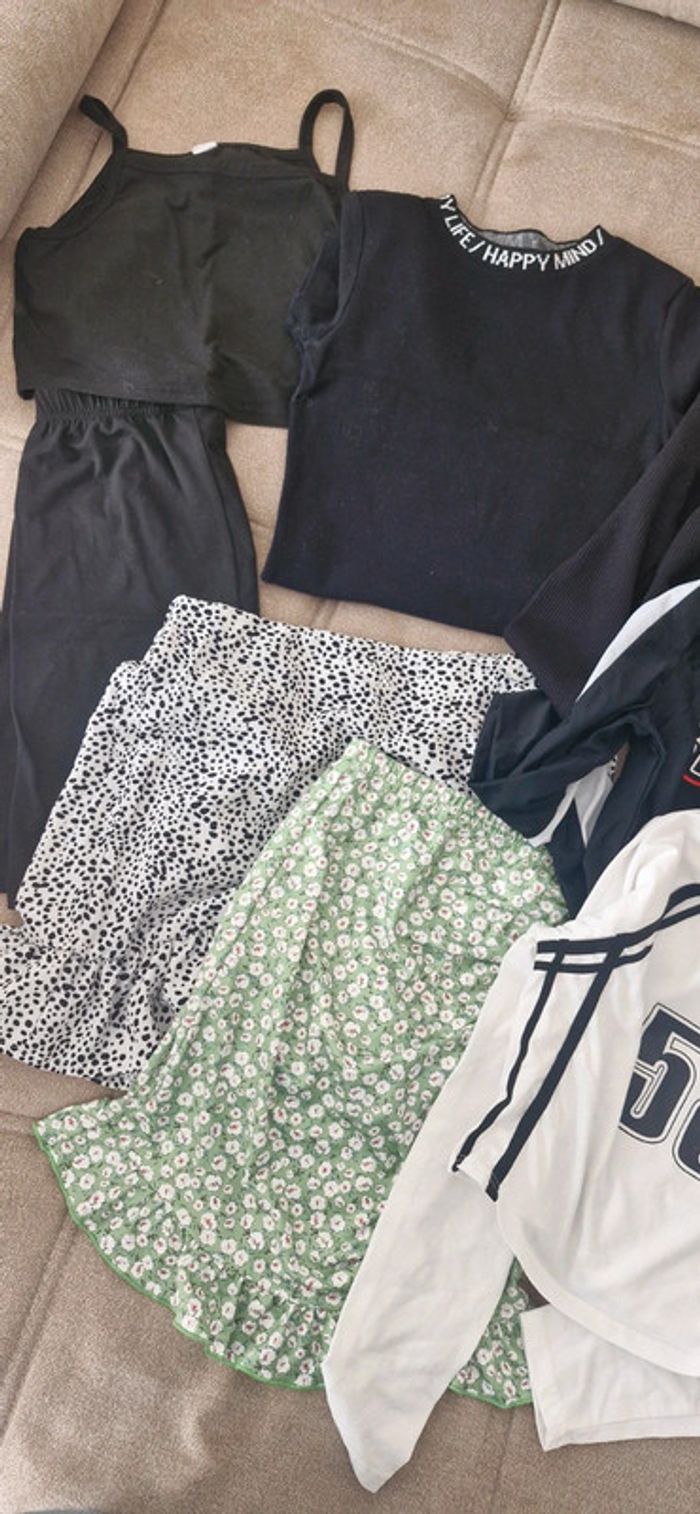 Lot vêtements - photo numéro 2