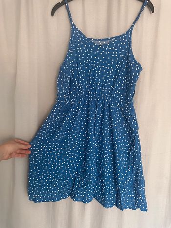 Robe bleu à pois