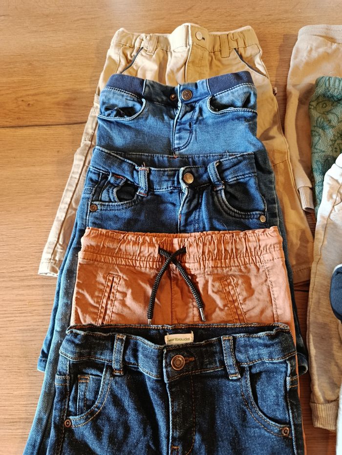 Lot pantalons 12 mois - photo numéro 2