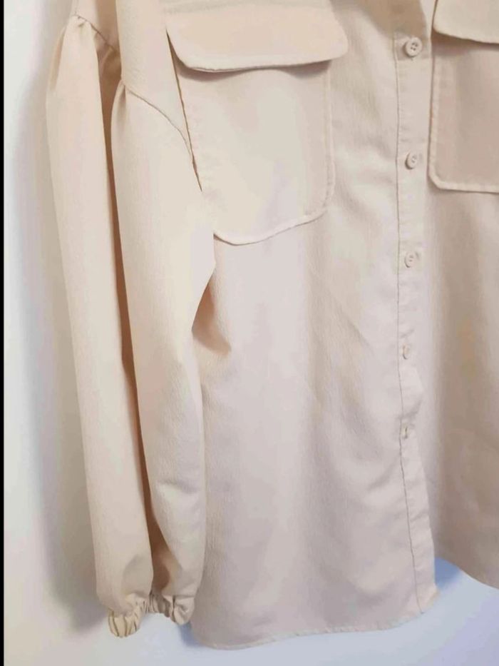 Chemise  taille  44 46 - photo numéro 3