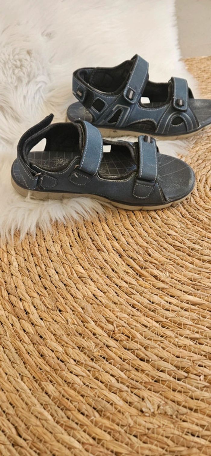 Paire de sandales garçon taille 34 à scratch été - photo numéro 3