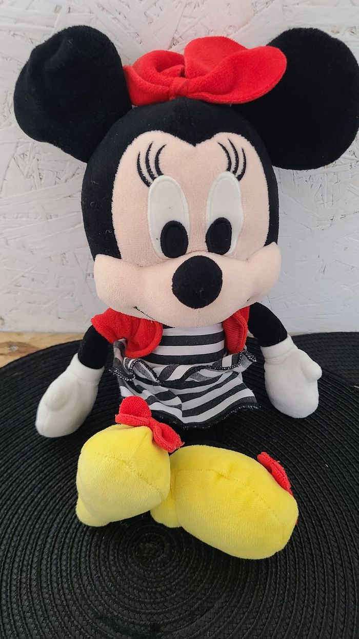 Peluche Minnie - Disney - Robe rayée - photo numéro 3