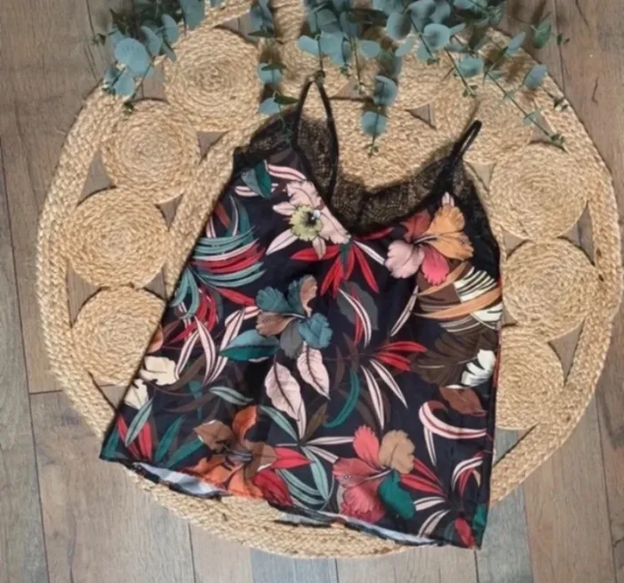 Débardeur 38 neuf - photo numéro 2