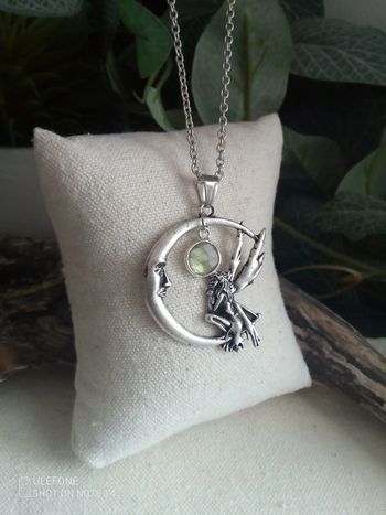 Collier fée argenté et pierre de labradorite