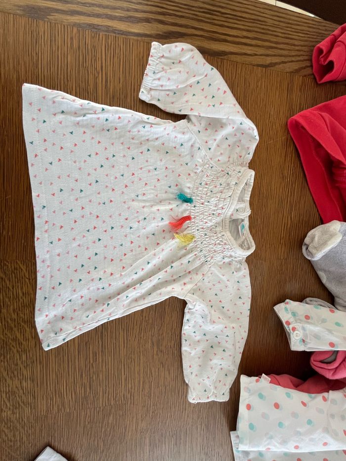 Lot ( bébé 3 mois) - photo numéro 6