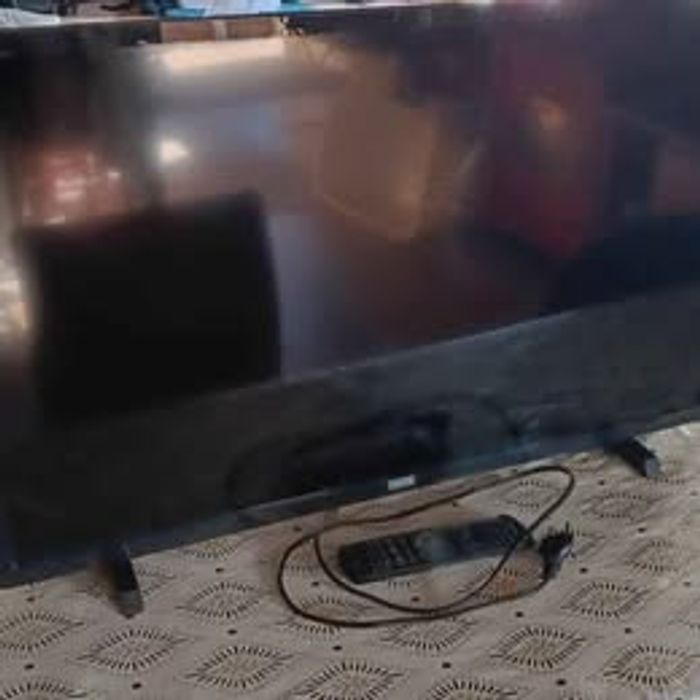 Télévision Philips à réparer