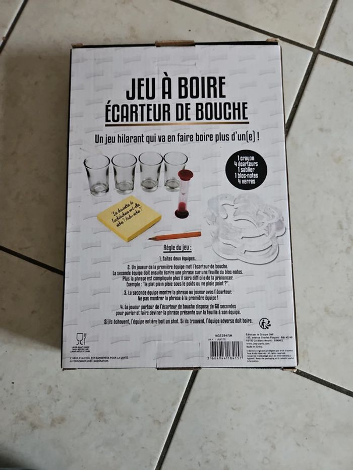 Jeu avec écarteur de bouche neuf jeu avec boire - photo numéro 2