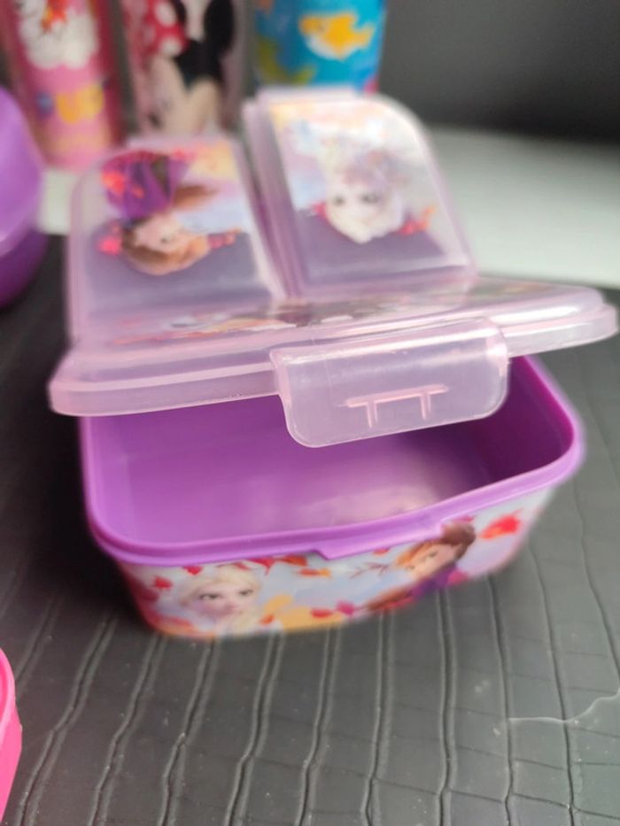 Lot boîtes à goûter et verres pat patrouille baby shark reine des neiges - photo numéro 4