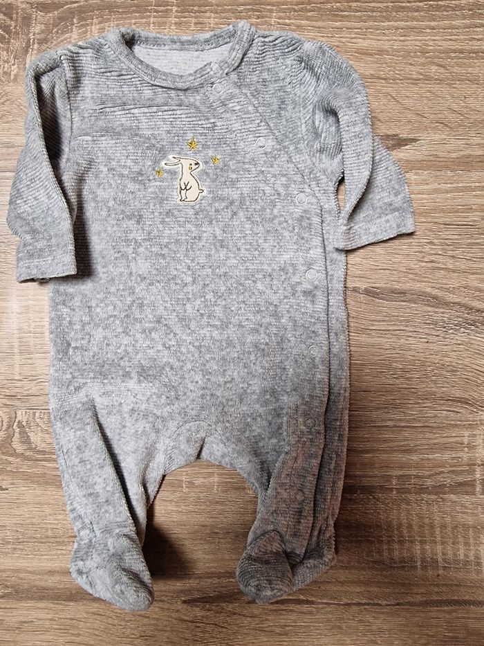 Lot pyjama 1 mois - photo numéro 2