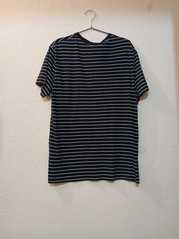 T-shirt femme a rayures basic " C&A" taille M - photo numéro 4