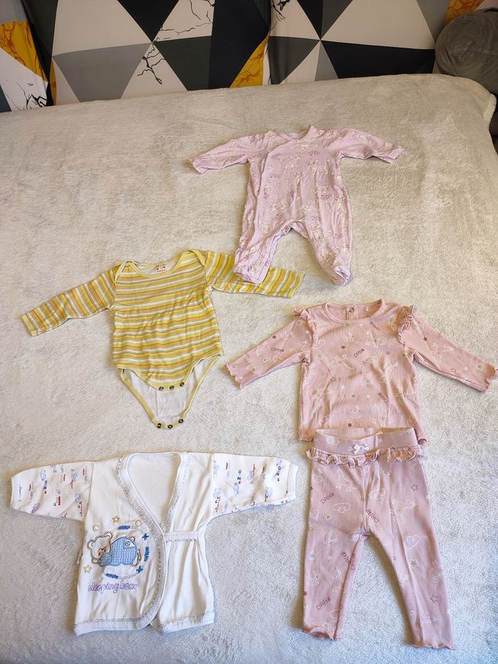 Lot vêtements bébé 3-9 mois - photo numéro 6