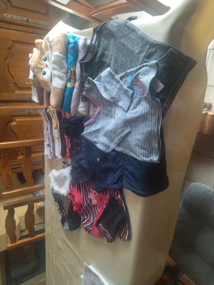 Lot 25 pièces fille