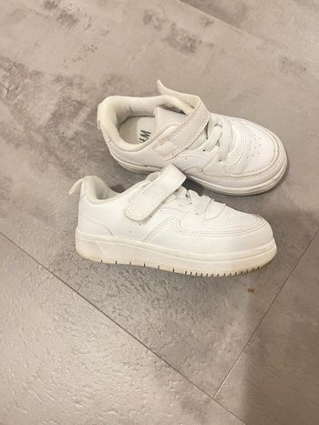 Basket garçon taille 22
