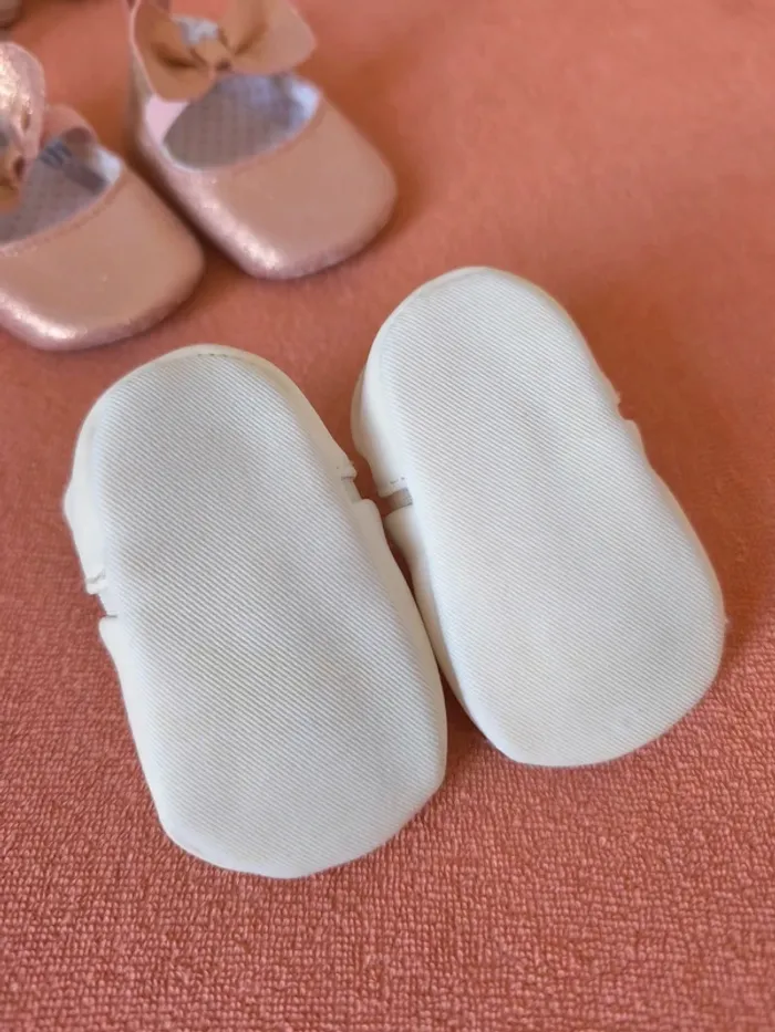 Chaussures bébé 0-3 mois - photo numéro 3