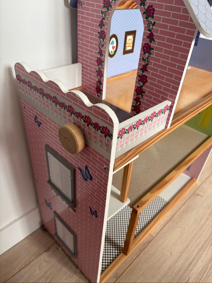 Maison de poupées en bois - photo numéro 2