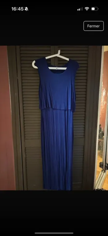 Belle robe longue bleue