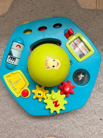 Table d’activités bébé Sophie la Girafe – Jouet d’éveil complet 360°