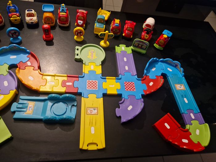 Lot tut tut bolides vtech avec circuit 9 - photo numéro 5
