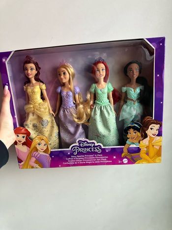 Lot de 4 poupée Barbie princesse Disney