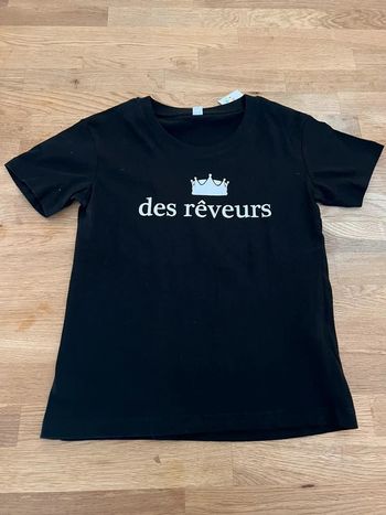 Tee shirt