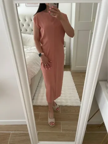 Robe longue rose Zara taille s neuf