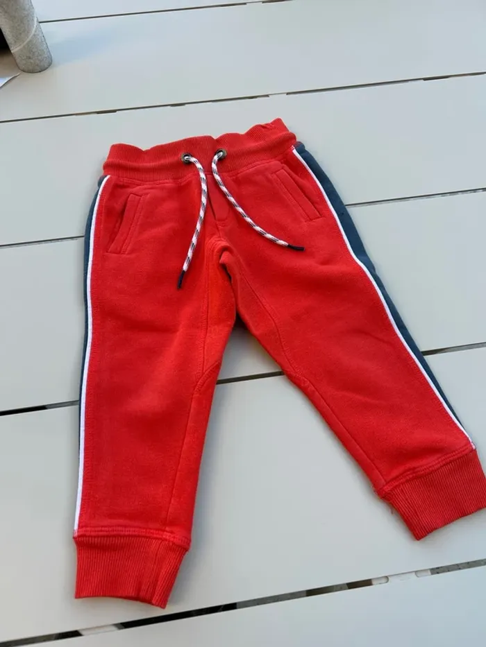 Veste zippee et pantalon - photo numéro 3