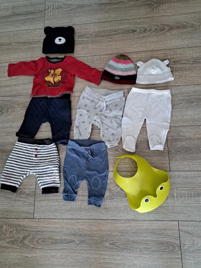 Lot vêtements hiver garcon 1 mois