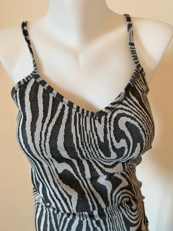 Robe d’été en très bon état taille S pimkie - photo numéro 2