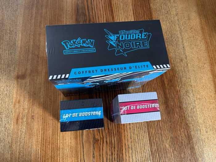 Pokémon – ETB Foudre Noire + 2 Bundles (Foudre & Flamme Blanche) – Écarlate & Violet – Boosters scellés - photo numéro 5