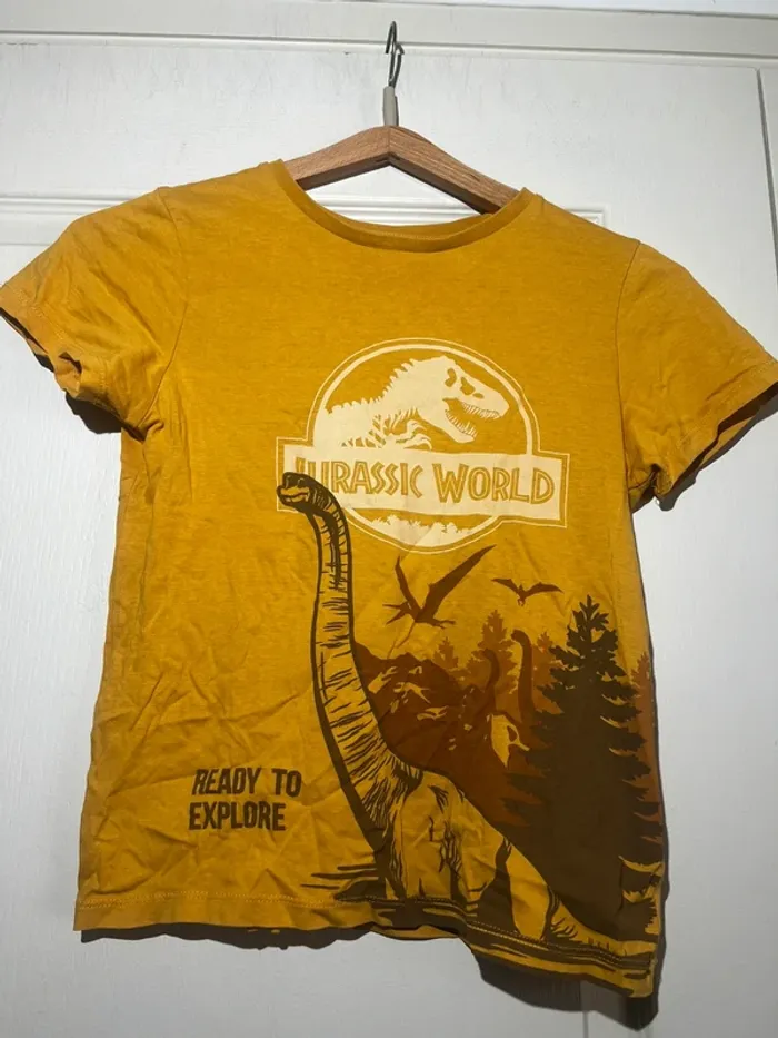 T-shirt Jurassic World - photo numéro 2