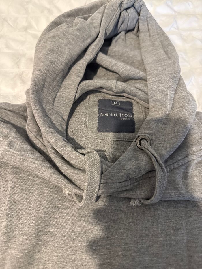 sweat à capuche gris - photo numéro 3