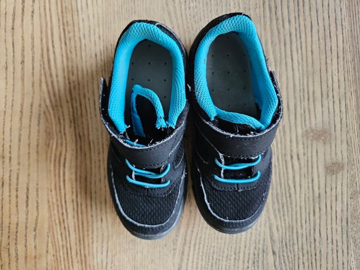 Baskets randonnée pointure 28 - photo numéro 5