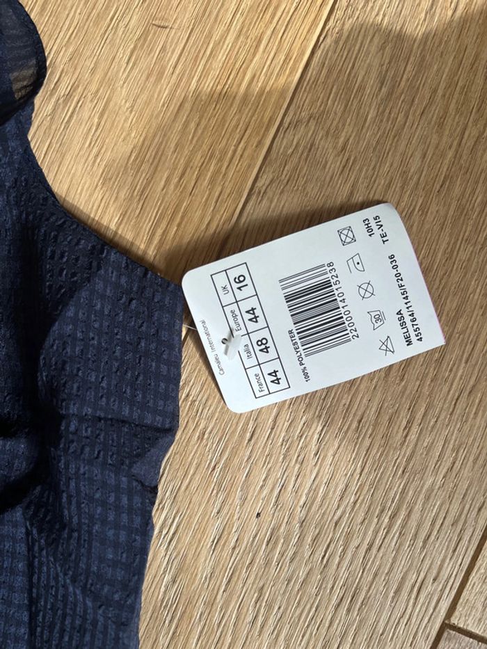 Vend blouse fluide manche courte neuve avec étiquette camaïeu 44 bleu marine - photo numéro 3