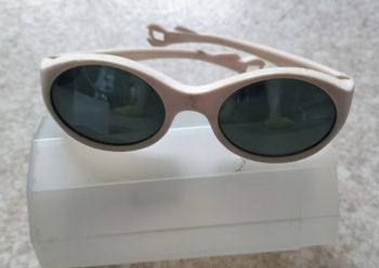 Lunettes de soleil bébé