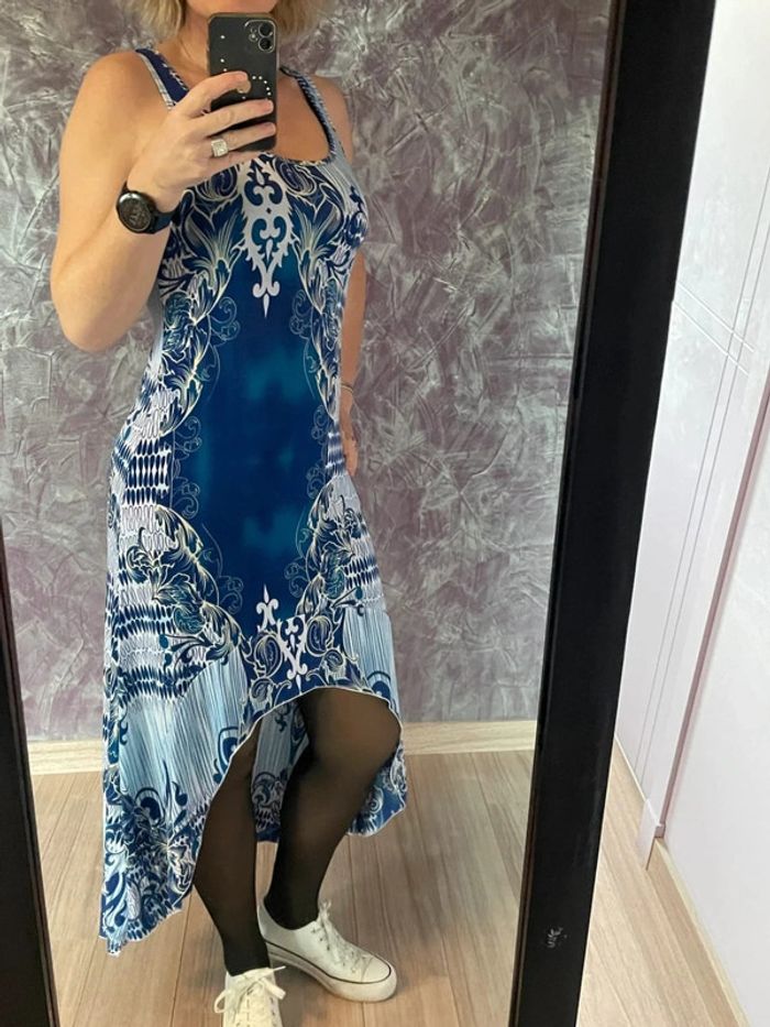 Superbe robe 2 longueurs bleue - photo numéro 2