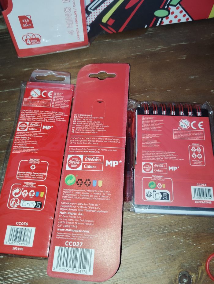 Lot d'accessoires papeterie Coca cola - photo numéro 8