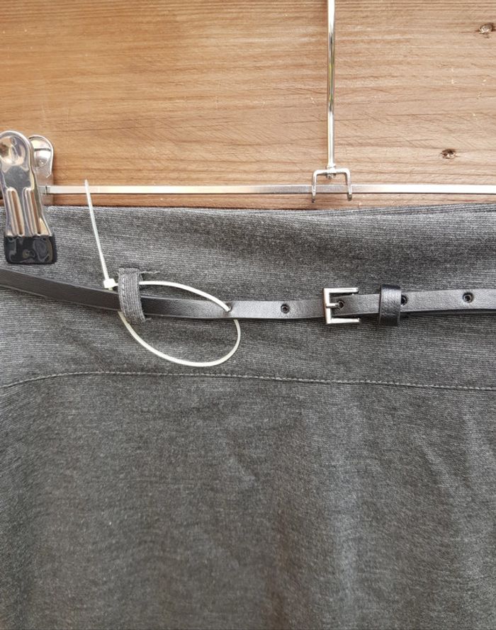Jupe crayon avec ceinture - photo numéro 2