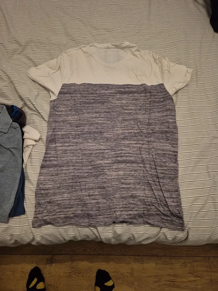 Tee shirt Hollister - photo numéro 3