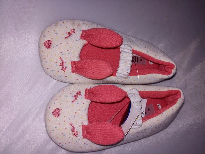 Chaussons fille taille 27