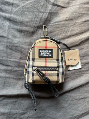 Porte clef Burberry 