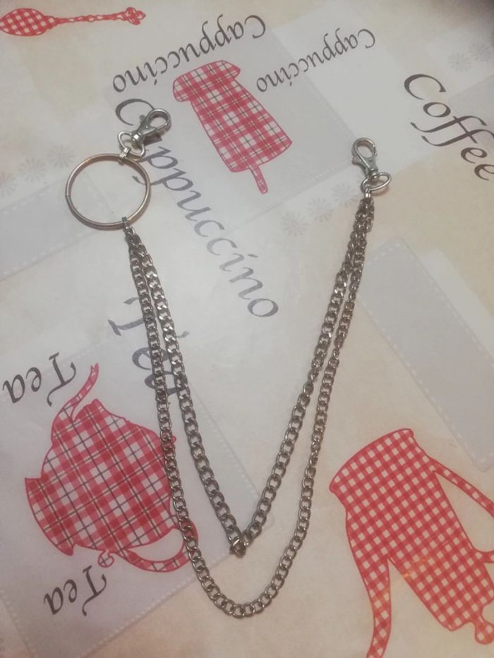 Chaîne de pantalon - photo numéro 2